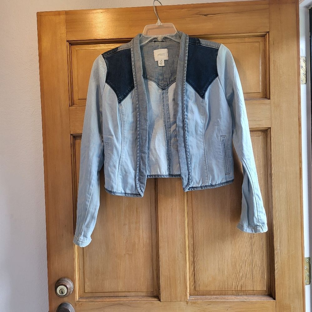 Guess Y2K  81 Denim Jacket Rare Find Size Large